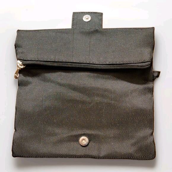 VIKTOR & ROLF KLM Inflight Zippered Folding Pouch Wristlet Black Never Used - Picture 5 of 12